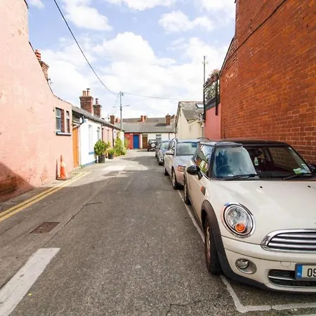 Cute Liberties Town By Guiness Storehouse